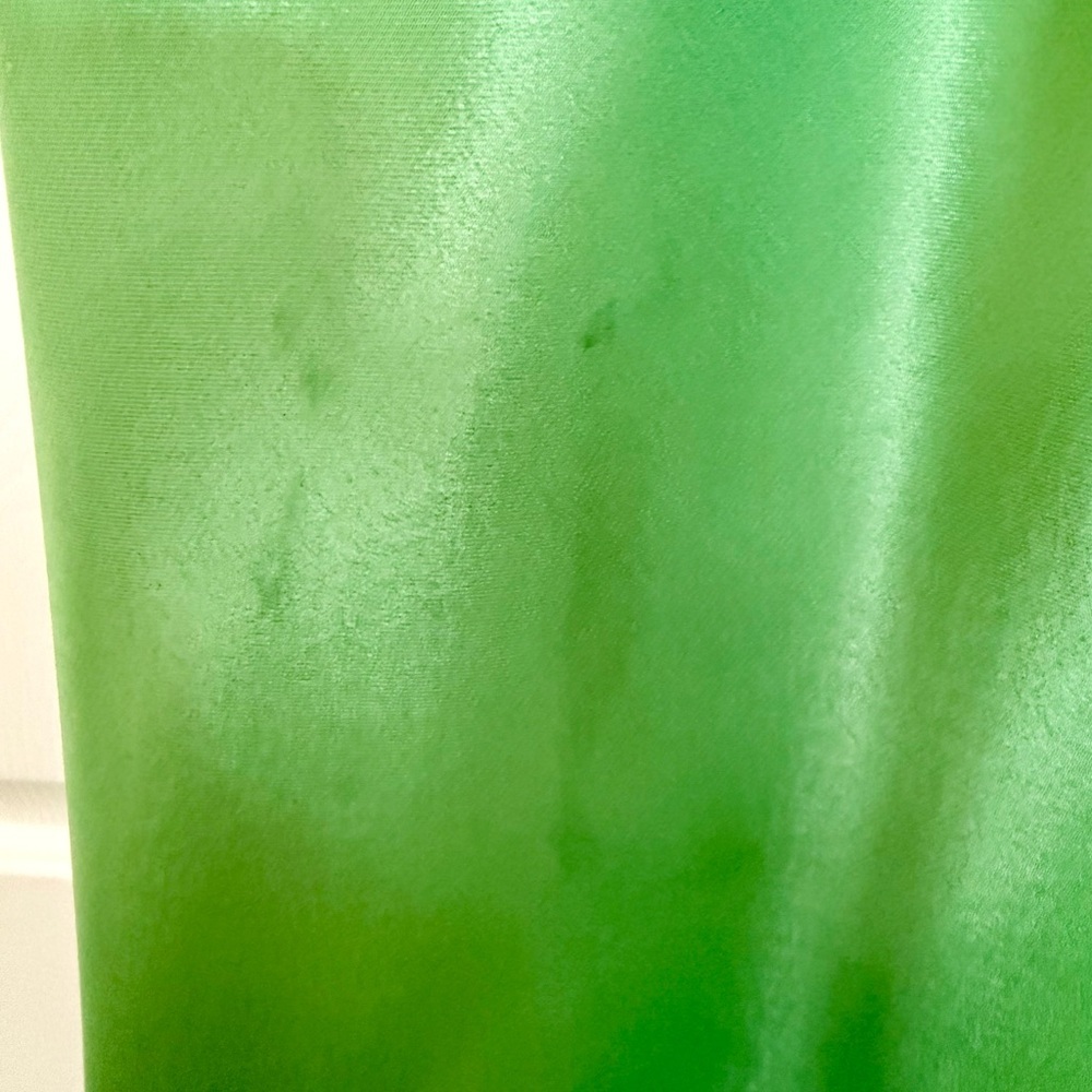 Peridot Green Satin Maxi Dress Deep V Ruched Formal Prom Wedding Guest - Picture 7 of 9